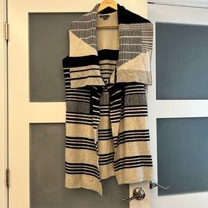 Vince Wool Cashmere Duster Long Sweater Vest. Black Ivory. Size Medium